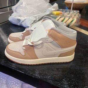 jordan 1 mid “milan”